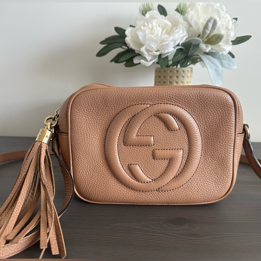 GUCCI SOHO DISCO CROSSBODY BAG - SMALL